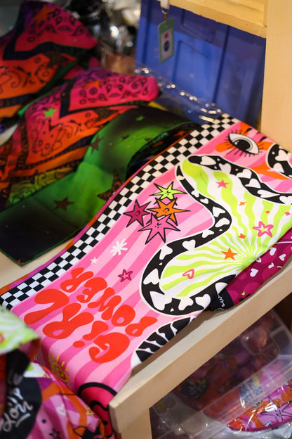 Splashpop scarf matching with the jacket 😍